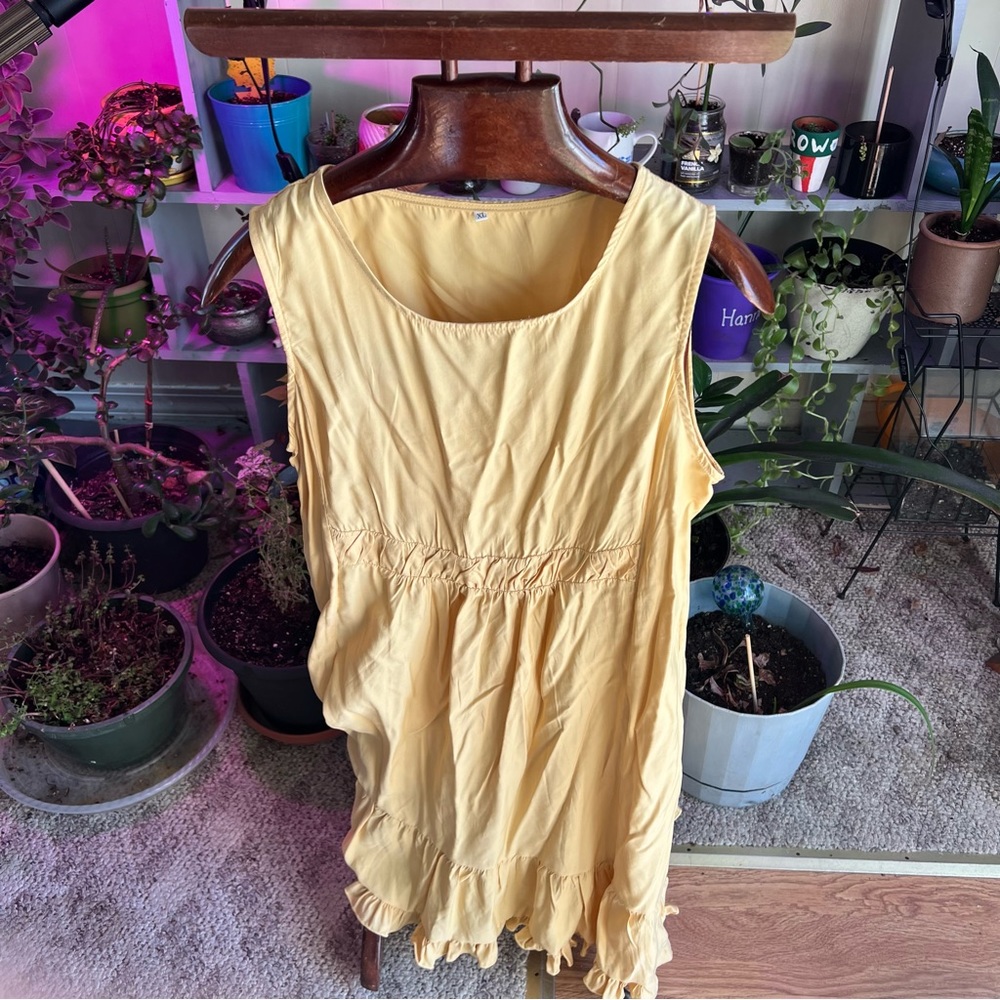 Yellow dress